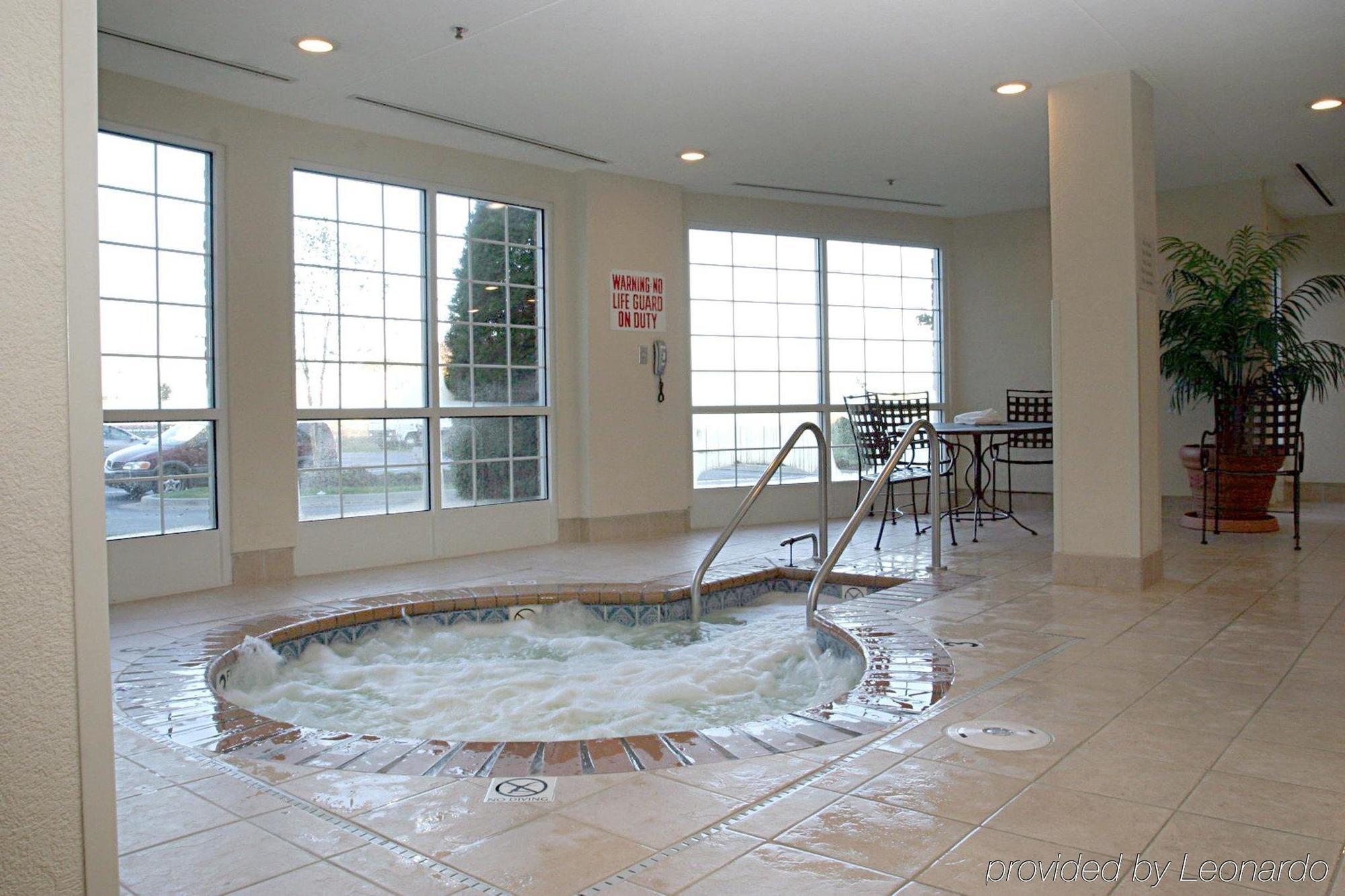 Candlewood Suites Indianapolis Northeast By Ihg Екстер'єр фото