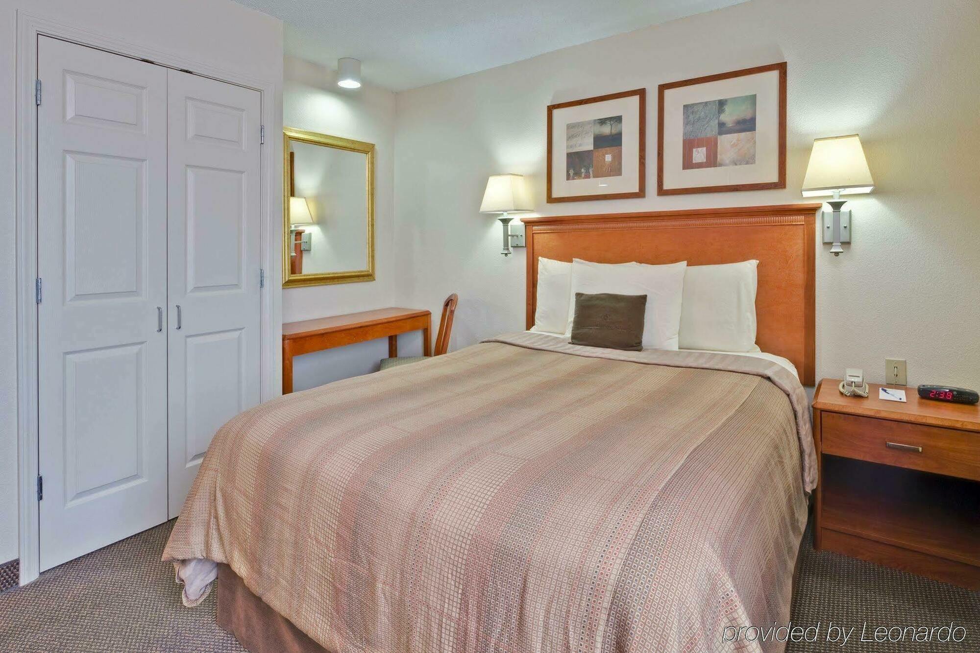 Candlewood Suites Indianapolis Northeast By Ihg Екстер'єр фото